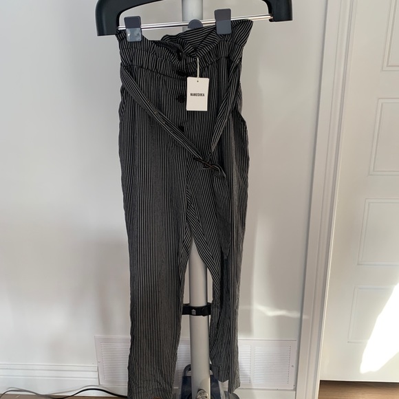 Nanushka Natchez paper bag pants in medium - Picture 12 of 15